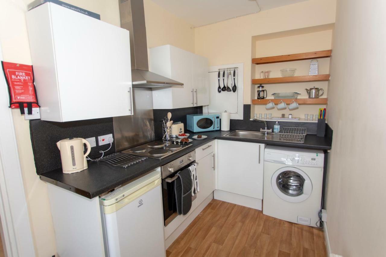 Spacious 2 Bed Apartment In The Heart Of Old Town 爱丁堡 外观 照片